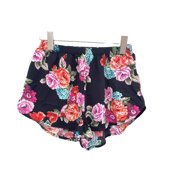 Ambiance Apparel Multi Color Tropical Floral Elastic Waist Shorts Size Medium - Picture 1 of 6
